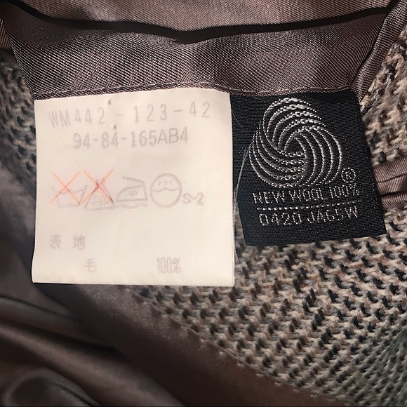 Burberry VNG Suit Jacket - Picture 13 of 16